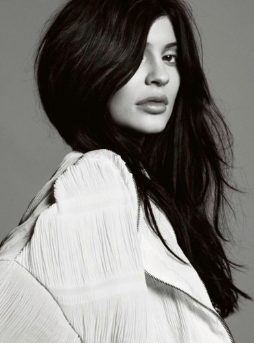4-Kylie-Jenner-for-Elle-UK