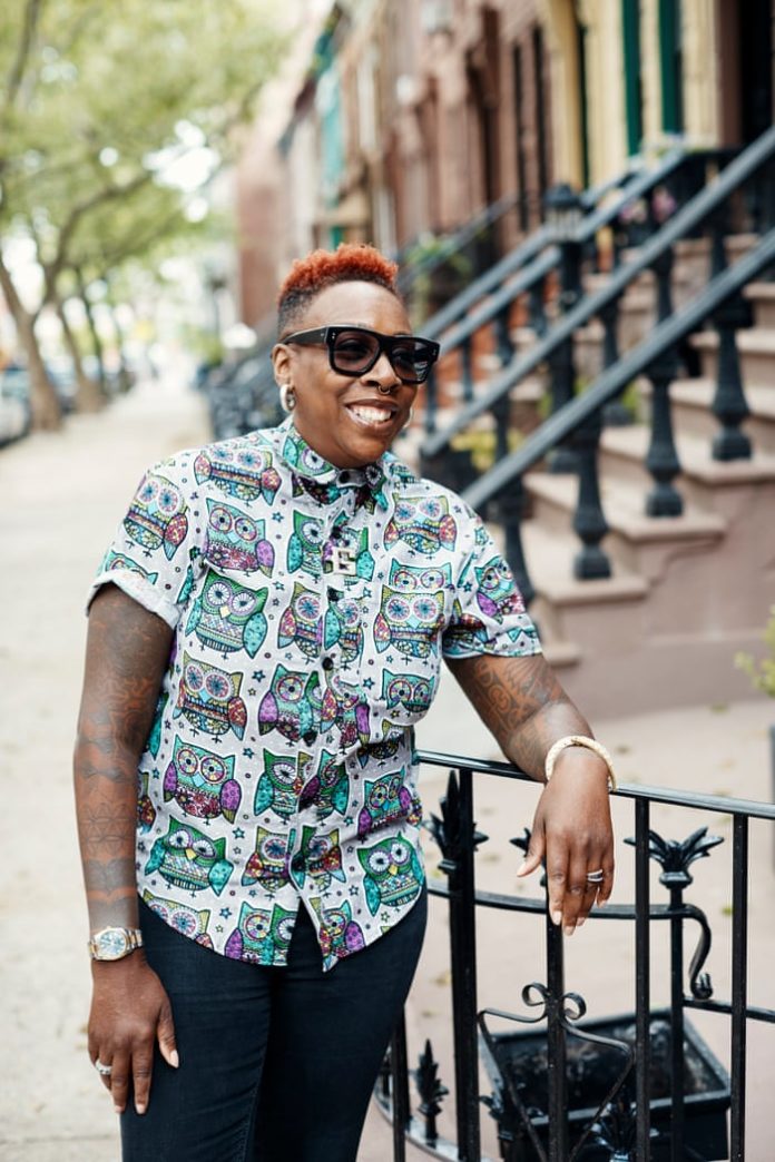 Gina Yashere Is Bringing Nigerian Culture To The Forefront On New Sitcom 'Bob Hearts Abishola' In Partnership With Chuck Lorre